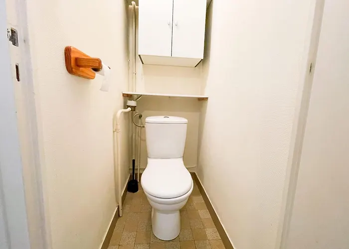 #gf The Beret Next To The Train Station Et Gem *