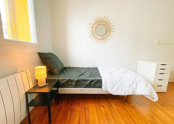 #gf The Beret Next To The Train Station Et Gem Appartement